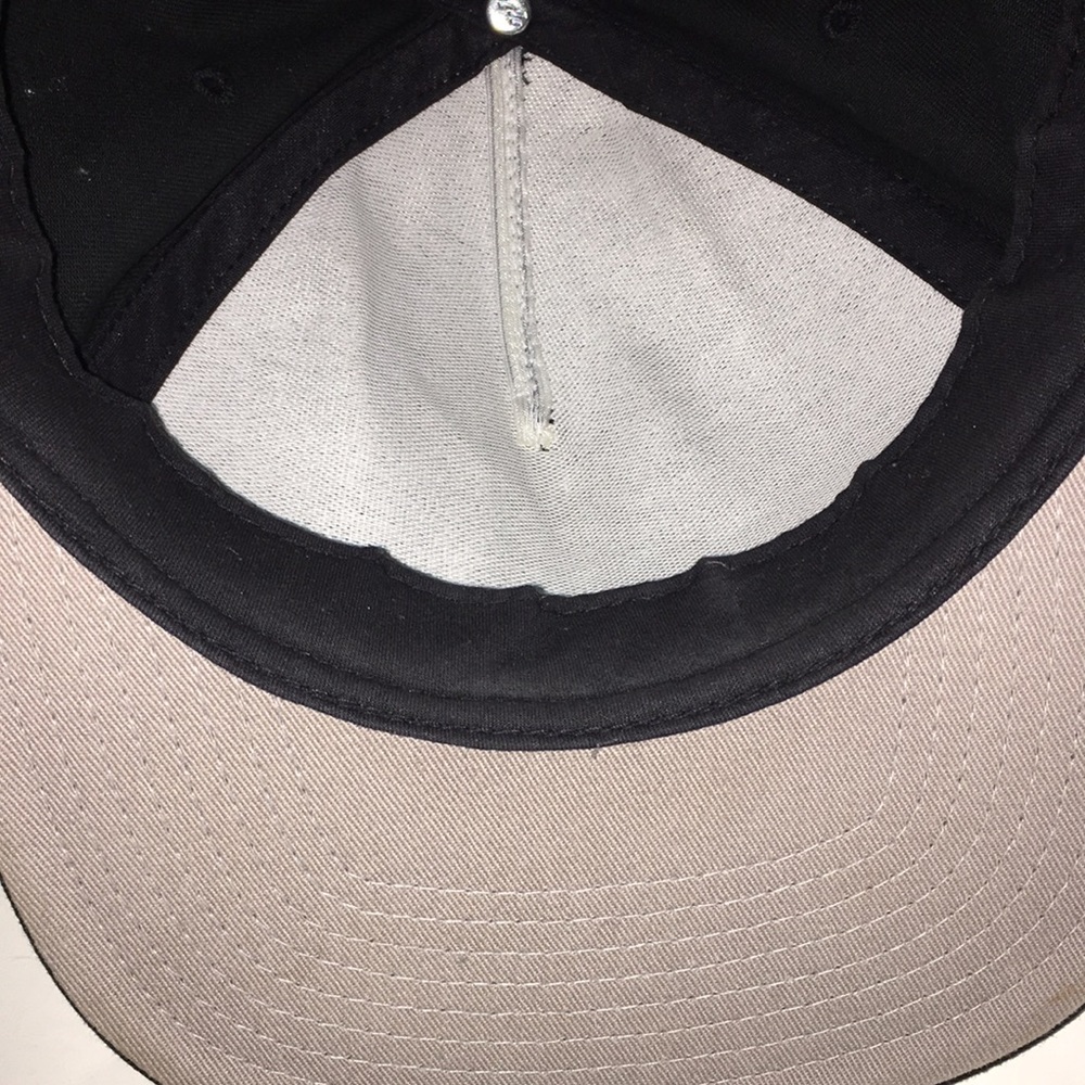 RVCA cap - Picture 4 of 5